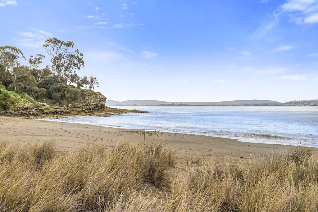 Beachfront Apartment Blackmans Bay Kingston Beach Εξωτερικό φωτογραφία