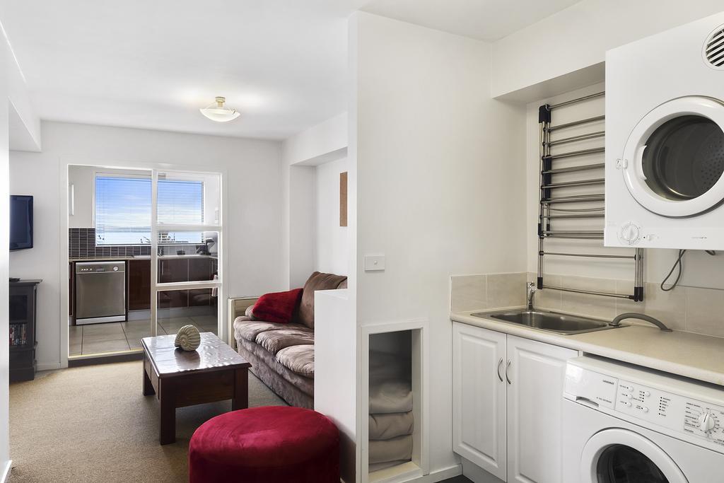 Beachfront Apartment Blackmans Bay Kingston Beach Εξωτερικό φωτογραφία